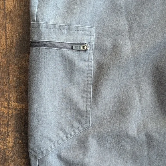 FIGS Kade Cargo Technical Collection Scrub Jogger Pants Gray Teal - Womens XXL - Picture 4 of 7